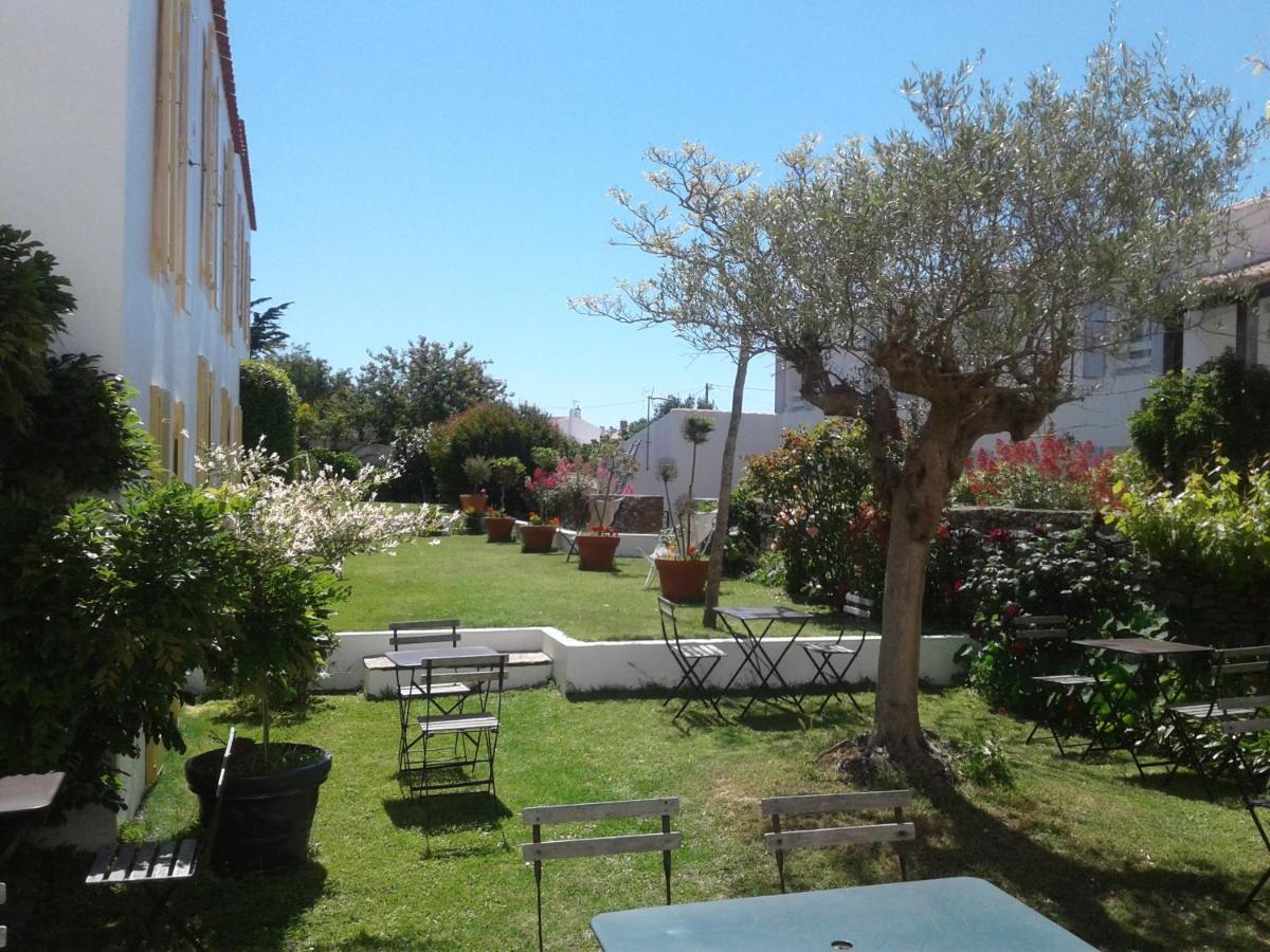 Hotel L'Escale A L'Ile D'Yeu Exterior foto